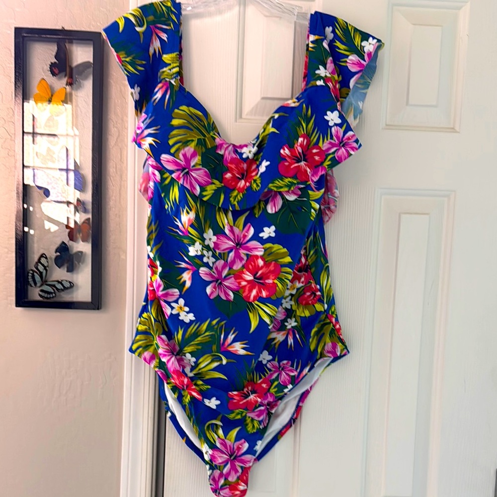 Kona Sol Floral One-Piece Swimsuit with Ruffle